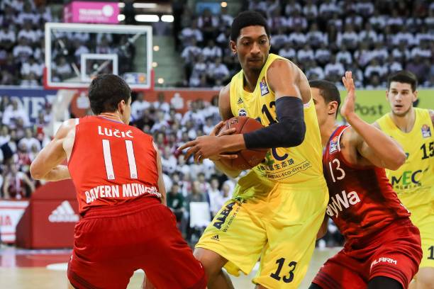 不仅限制了 不仅限制了